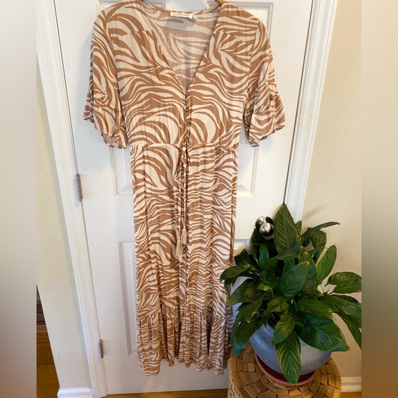Petal Pup bohemian, zebra print maxi dress - Picture 10 of 14